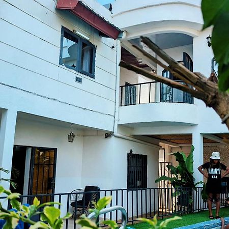 Appartement 2 Chambres Residence Avec Piscine Yaoundé Екстериор снимка
